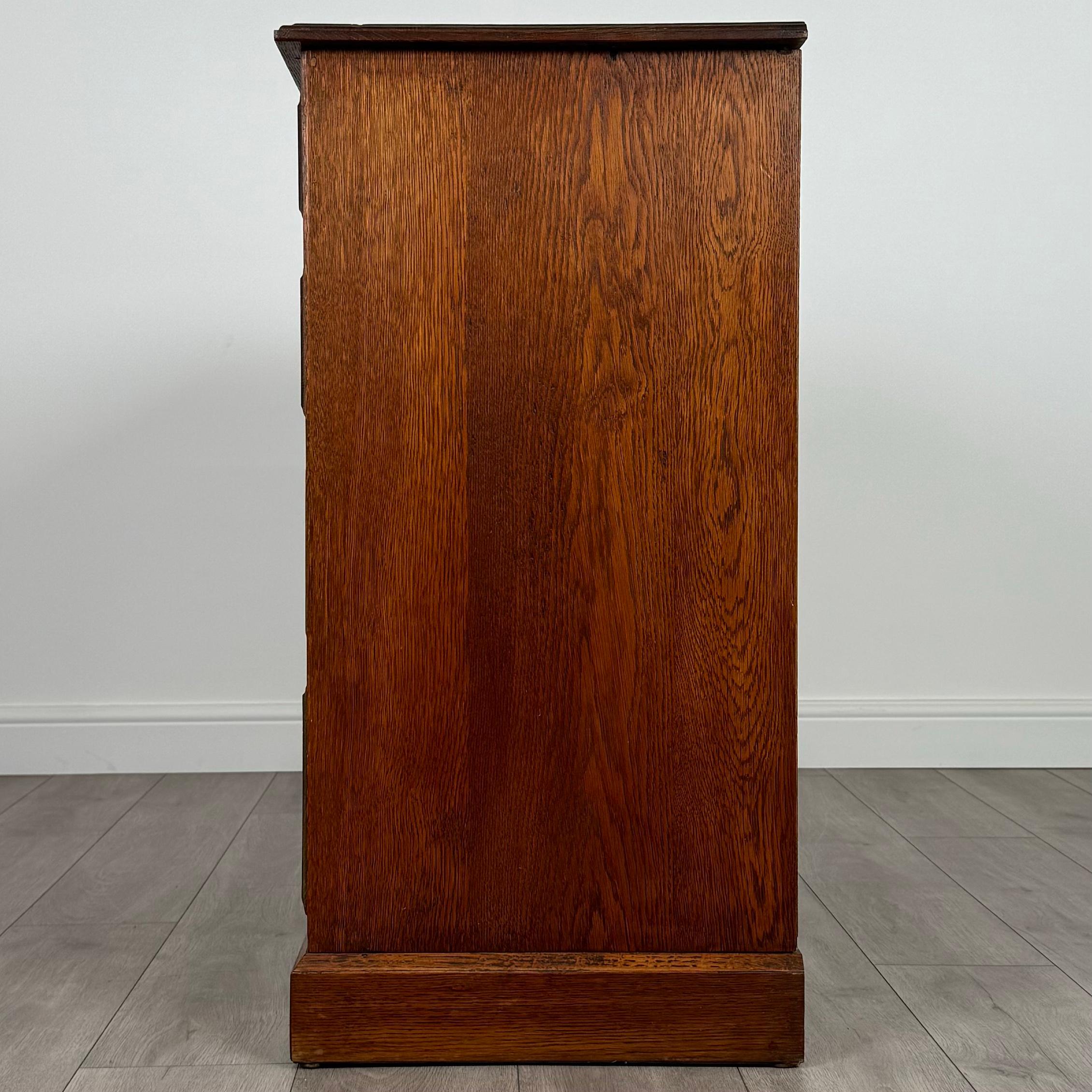 Antique 20th Century Chest Of Drawers Of Fine Quality In Oak ( REF AF-3681 In Good Condition For Sale In Ledbury, GB