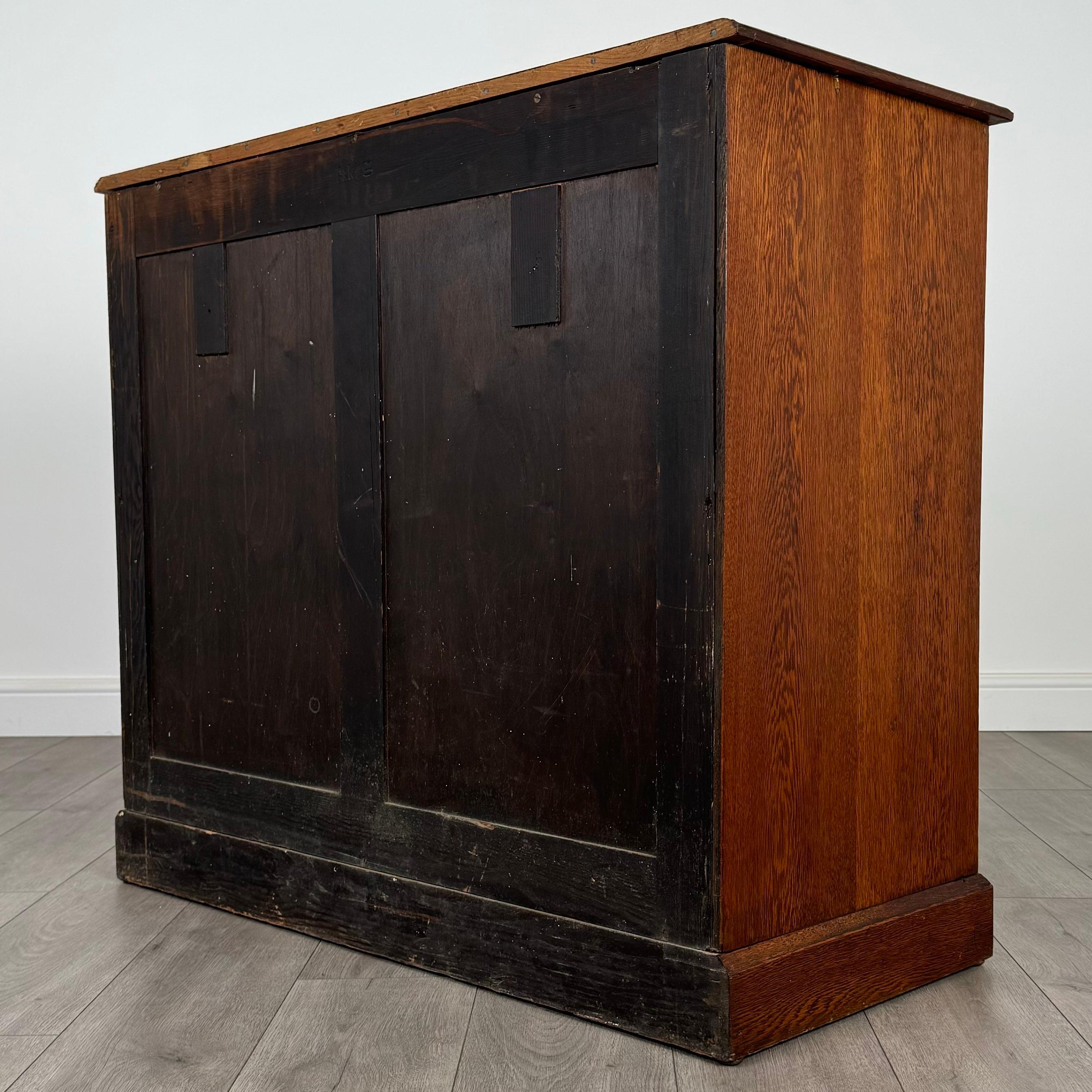 Antique 20th Century Chest Of Drawers Of Fine Quality In Oak ( REF AF-3681 For Sale 3