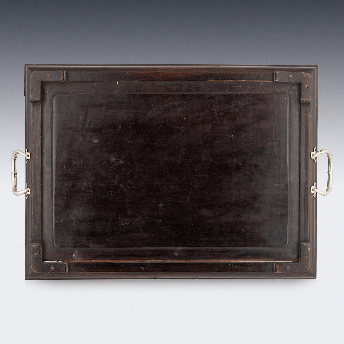 Cinese Antico vassoio da tè cinese del XX secolo in argento massiccio e legno, 1900 ca. in vendita