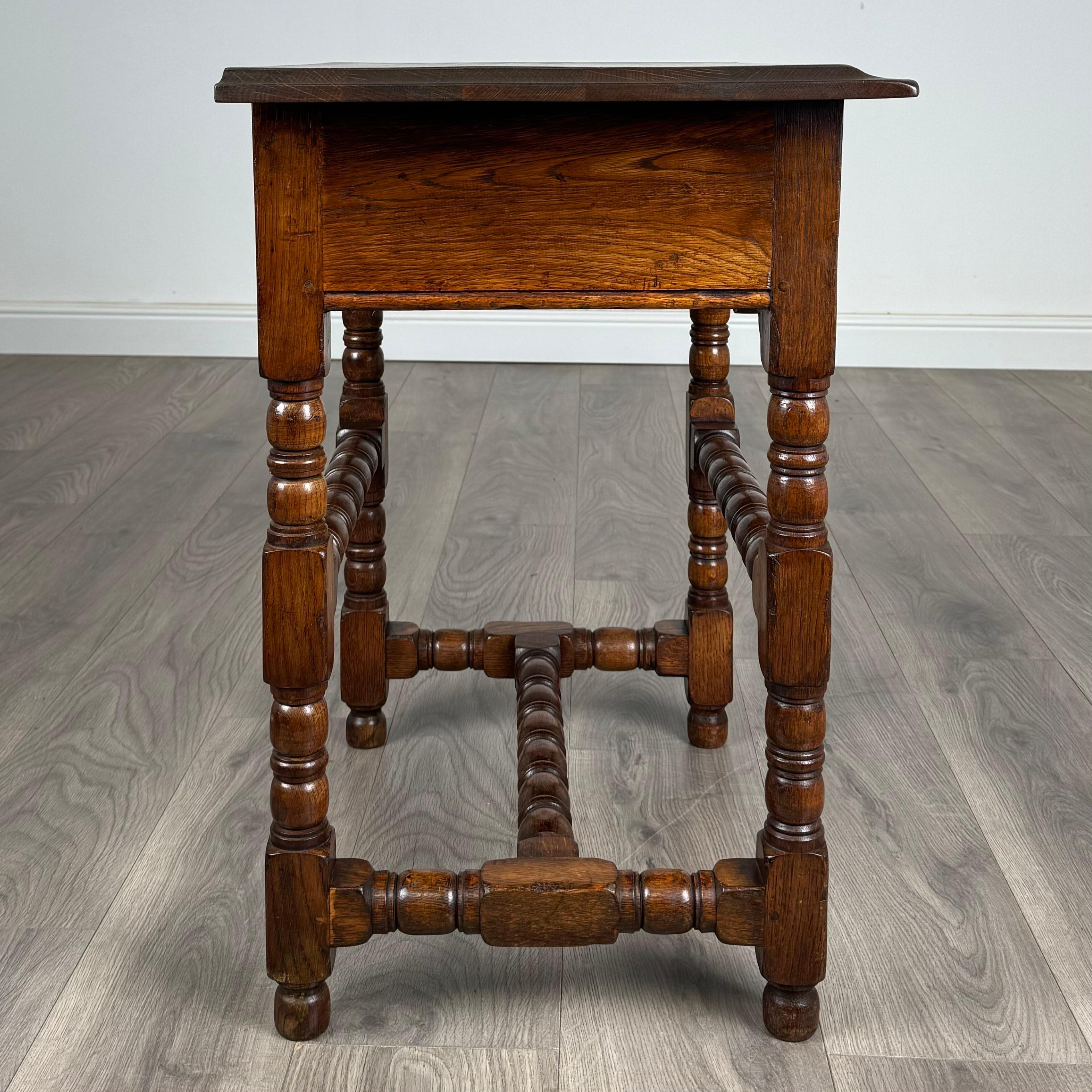 Antique 20th Century Chippendale Style Side Table In Oak ( REF AF-3252 ) For Sale 5