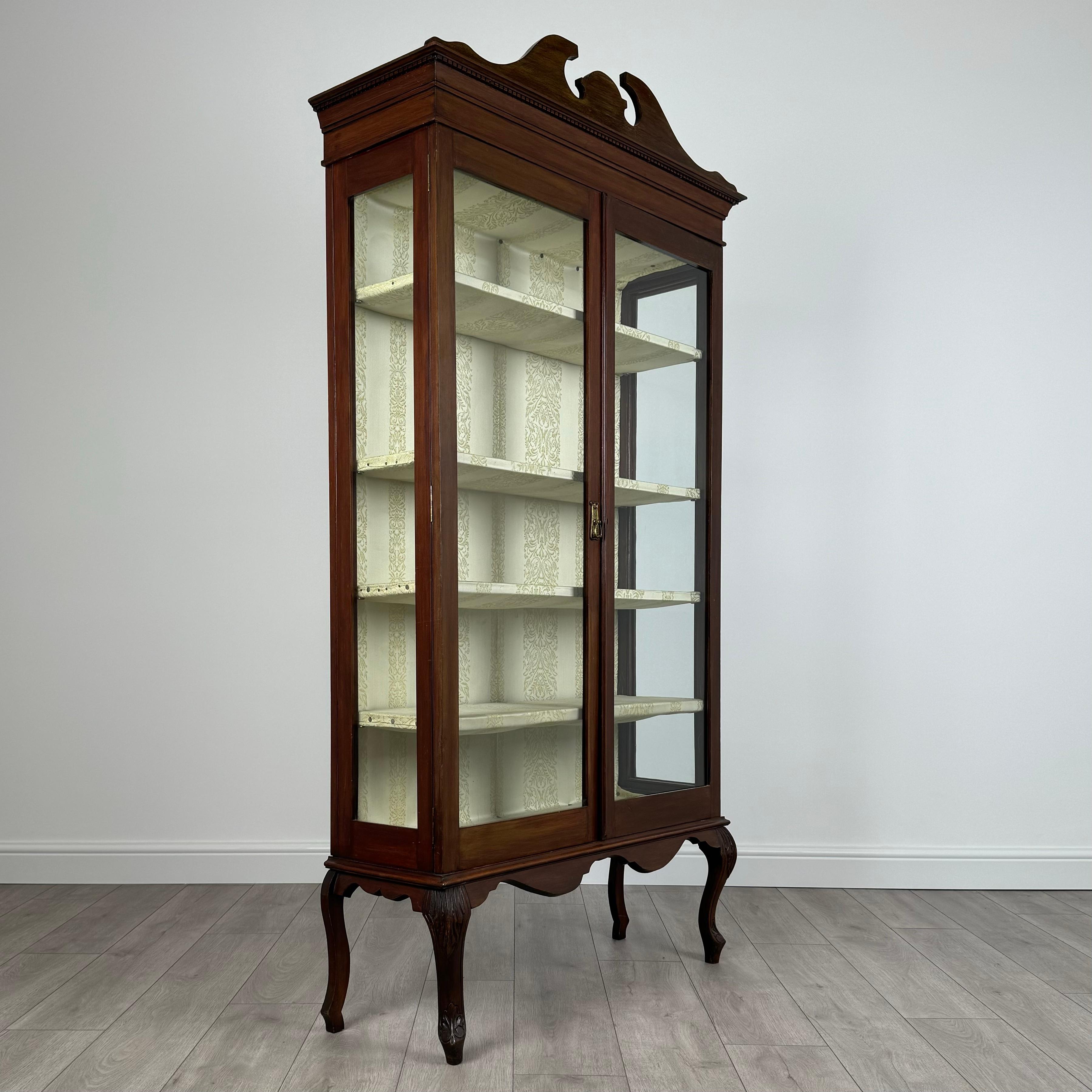 Vitrine ancienne du 20ème siècle en acajou (REF AF-3514) en vente 4