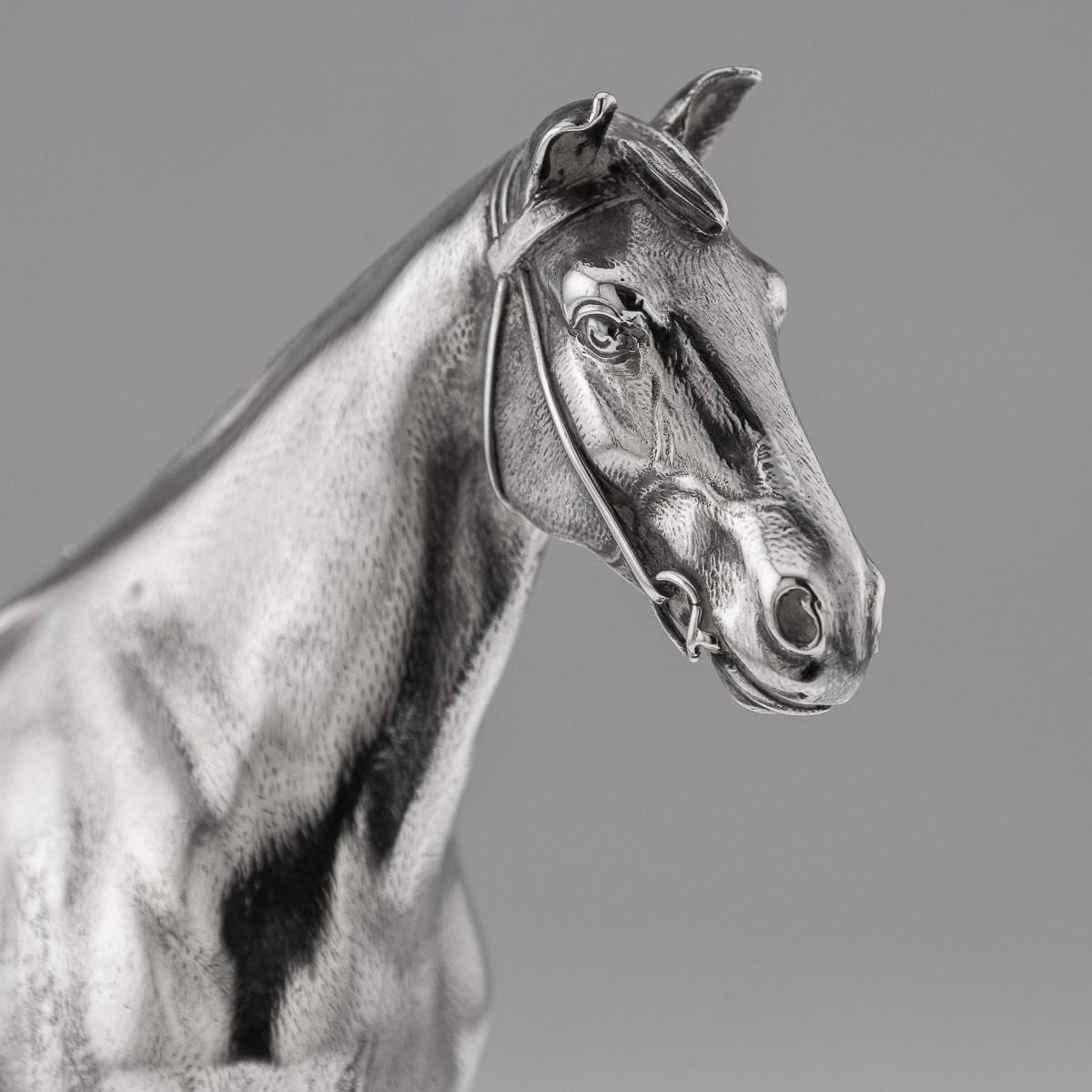 Antico trofeo per cavallo in argento massiccio inglese del XX secolo su supporto, 1908 ca. in vendita 13