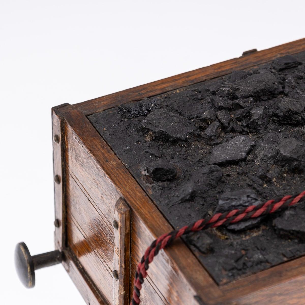 Ancienne boîte de tente de chemin de fer édouardienne du 20ème siècle en chêne Gwr, vers 1900 en vente 4