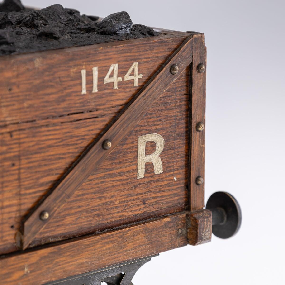 Ancienne boîte de tente de chemin de fer édouardienne du 20ème siècle en chêne Gwr, vers 1900 en vente 7