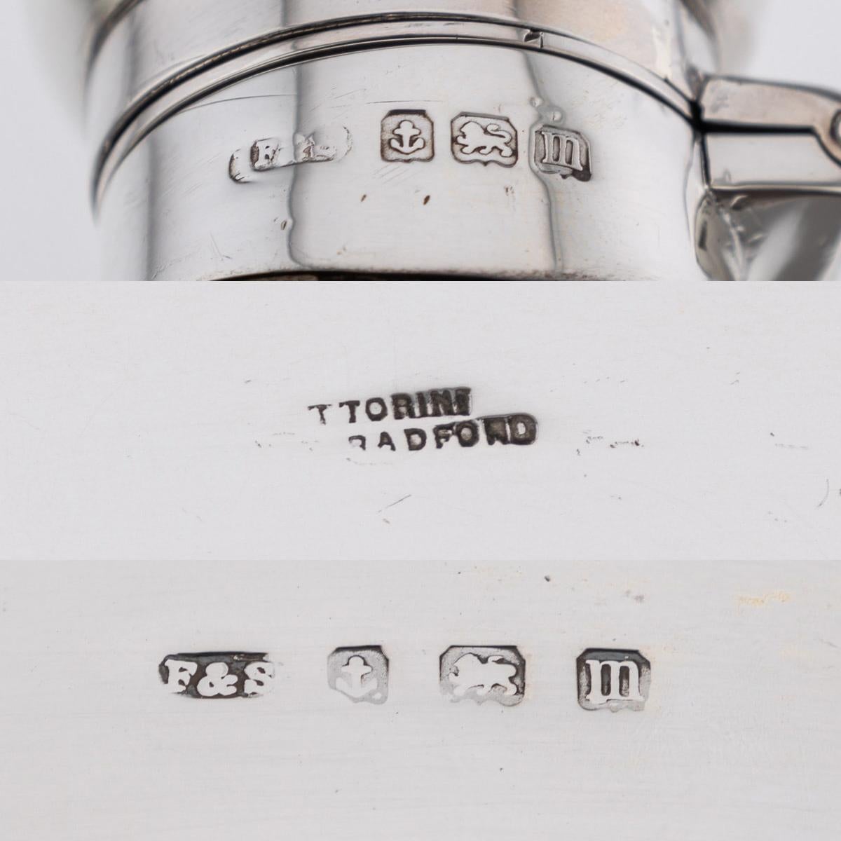 Antique 20th Century Edwardian Solid Silver & Crocodile Leather Hip Flask c.1911 5