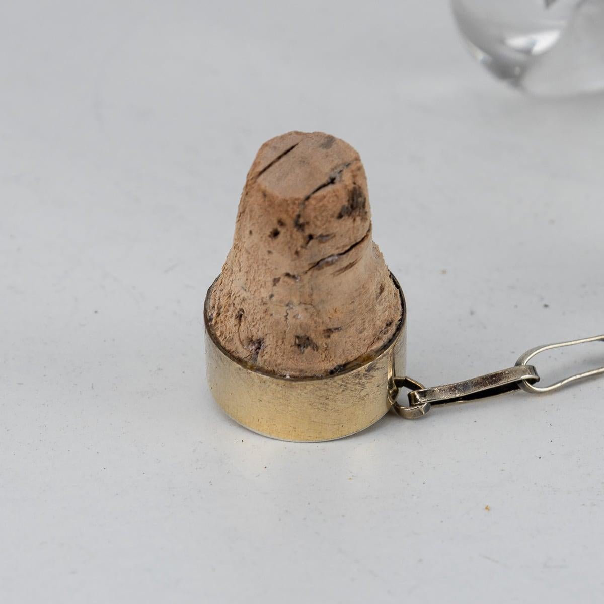 Pichet à vin édouardien du 20ème siècle en argent massif et verre fantaisie c.1905 en vente 6