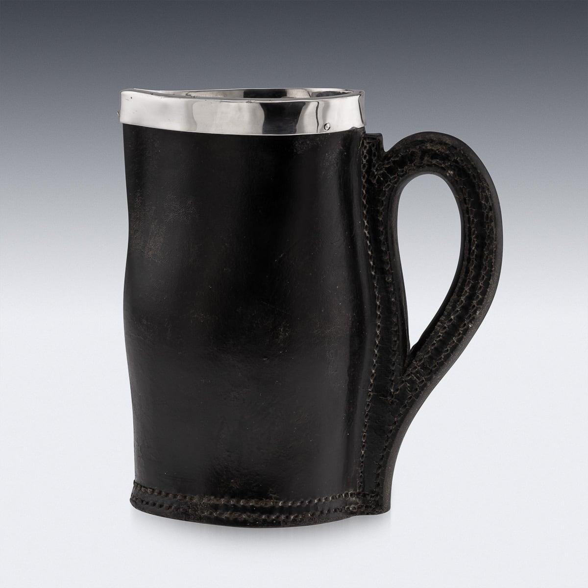 Autre Antique 20ème siècle Edwardian Solid Silver & Leather 'Bombard' Jug c.1906 en vente