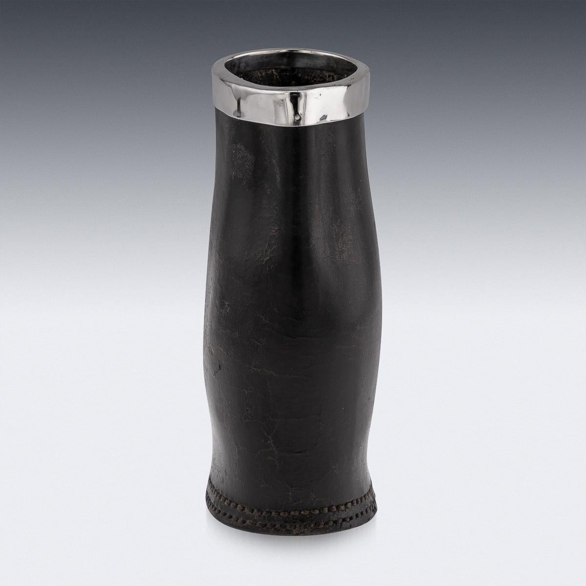 20ième siècle Antique 20ème siècle Edwardian Solid Silver & Leather 'Bombard' Jug c.1906 en vente