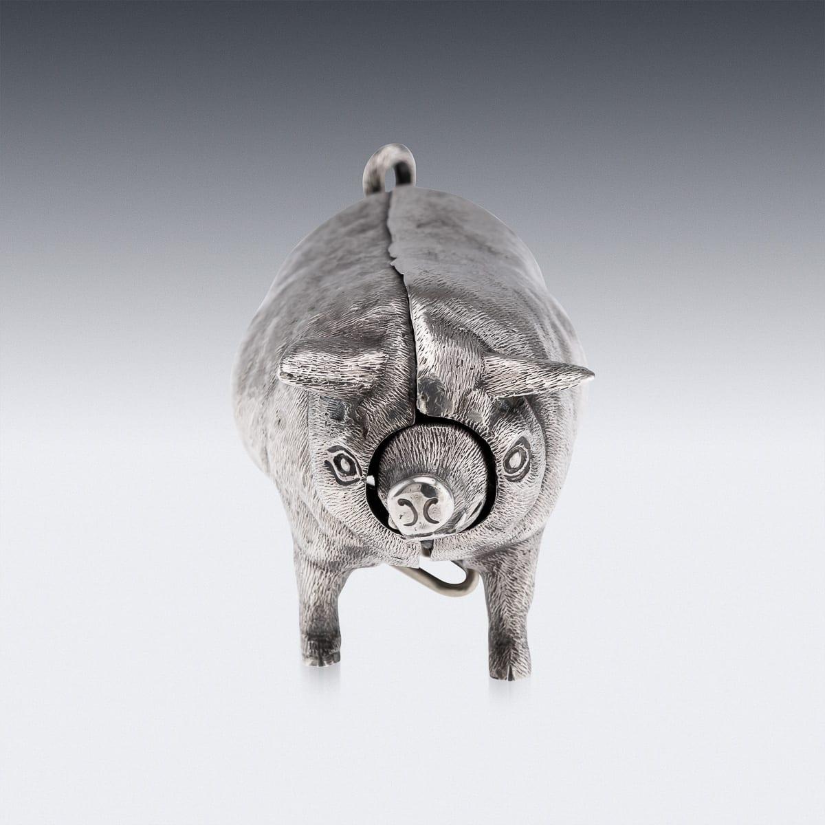 20ième siècle Antique 20ème siècle Edwardian Solid Silver Novelty Butchers Bell, London c.1903 en vente