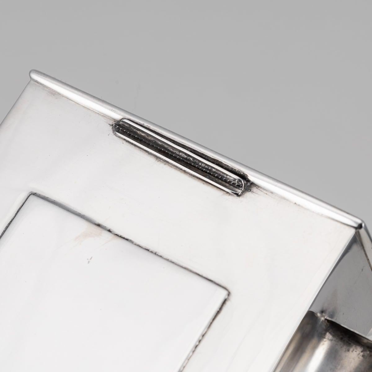 Antique 20th Century Edwardian Solid Silver Table Matchbox Holder, London c.1907 For Sale 5