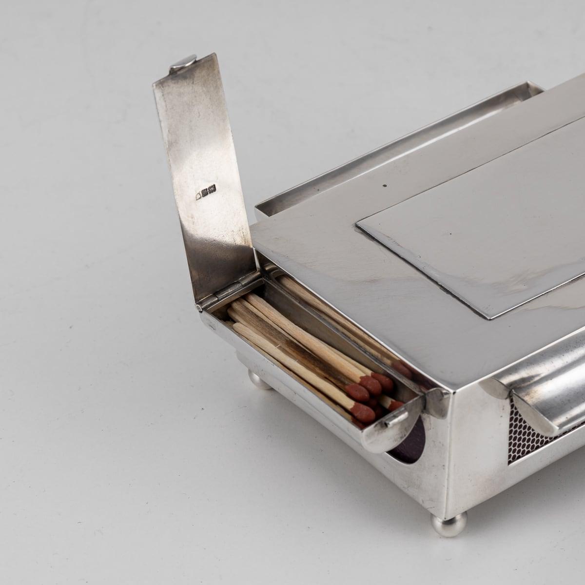 Antique 20th Century Edwardian Solid Silver Table Matchbox Holder, London c.1907 For Sale 8
