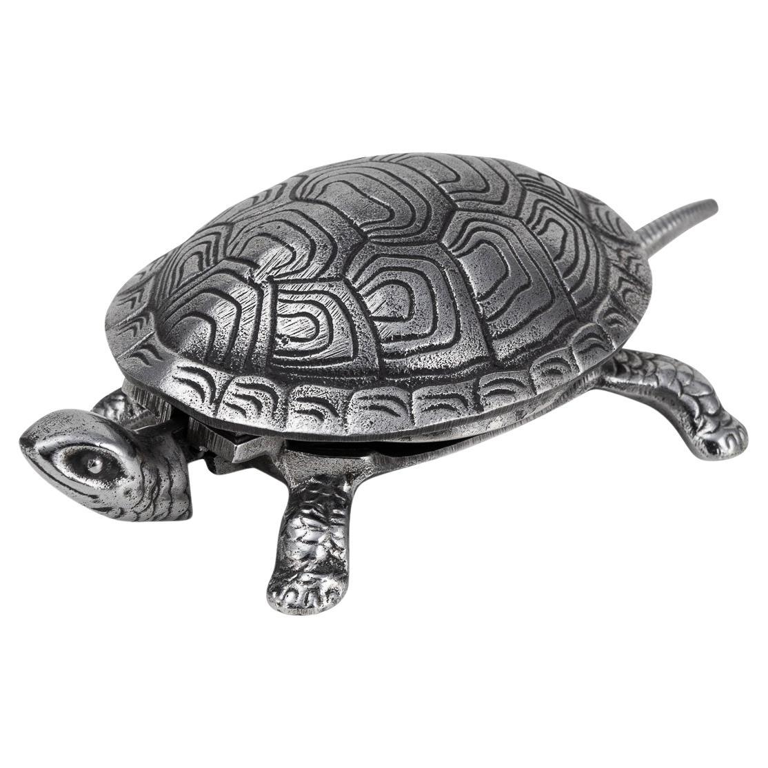 Antique 20th Century English Novelty Cast Iron Tortoise Desk Bell c.1910
