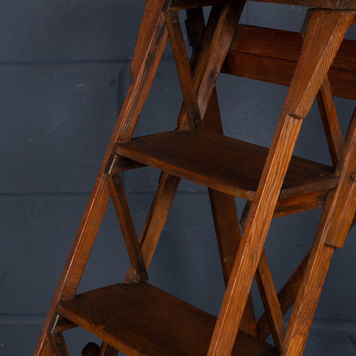 Antique 20th Century English Oak Step Ladder, circa 1900 5