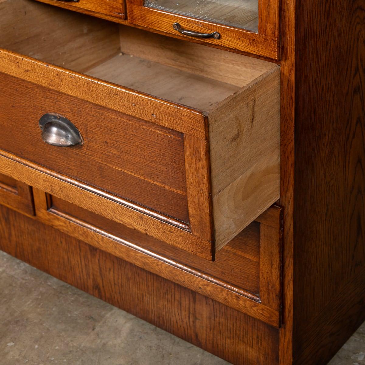 Ancienne paire de tiroirs en Oak Haberdashery du 20ème siècle A.I.C C. en vente 7