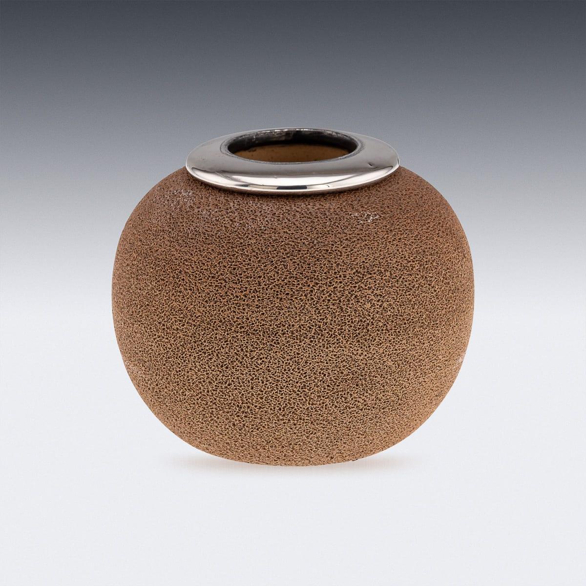 Antique 20th Century English Silver-Mounted Royal Doulton Ceramic Match Striker In Good Condition For Sale In Royal Tunbridge Wells, Kent