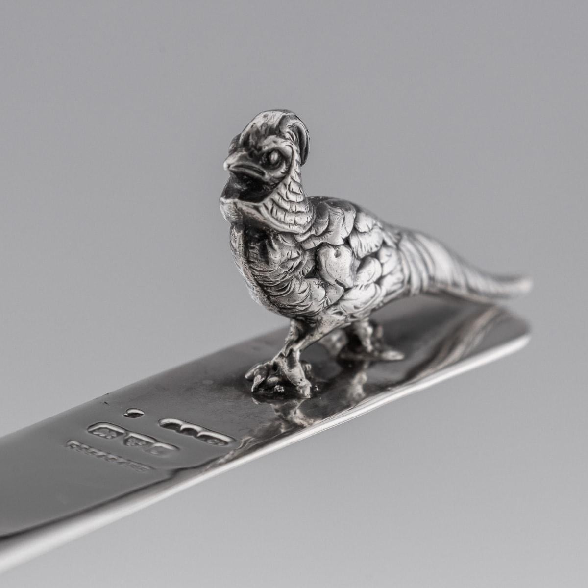 Début du 20ème siècle Bookmark anglais ancien du 20ème siècle en argent massif par Sampson Mordan & Co vers1918 en vente