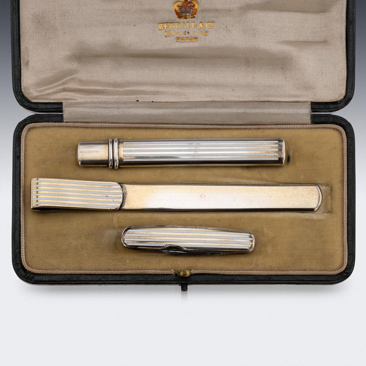 Altro Antico set di accessori da scrivania in argento massiccio e smalto del 20° secolo inglese, 1912 ca. in vendita