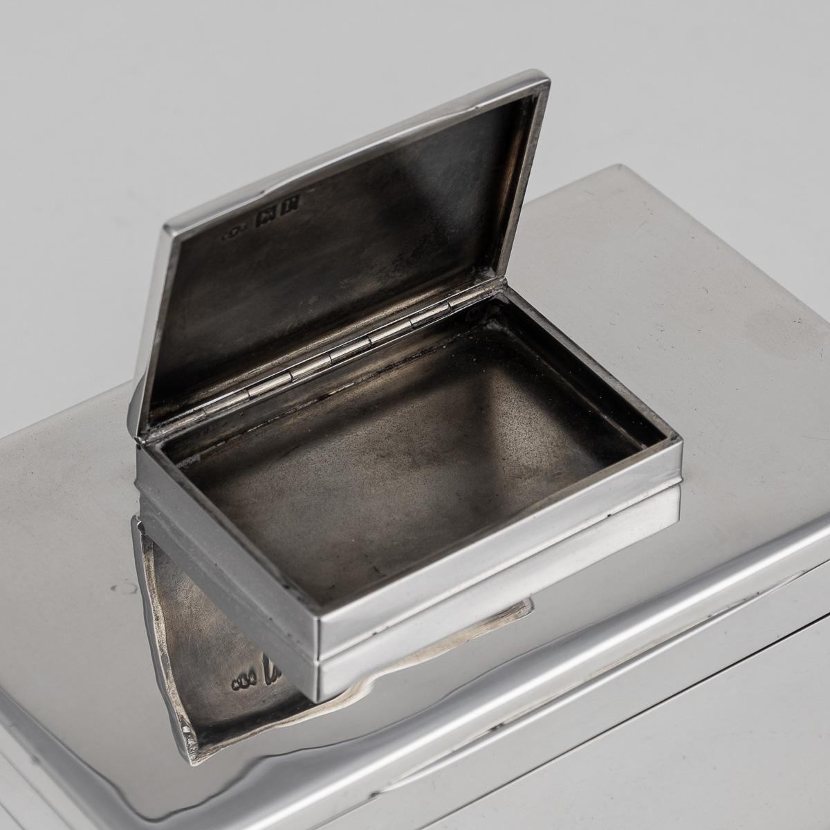Antique 20th Century English Solid Silver Four-Tier Cigar Box, London c.1912 For Sale 1