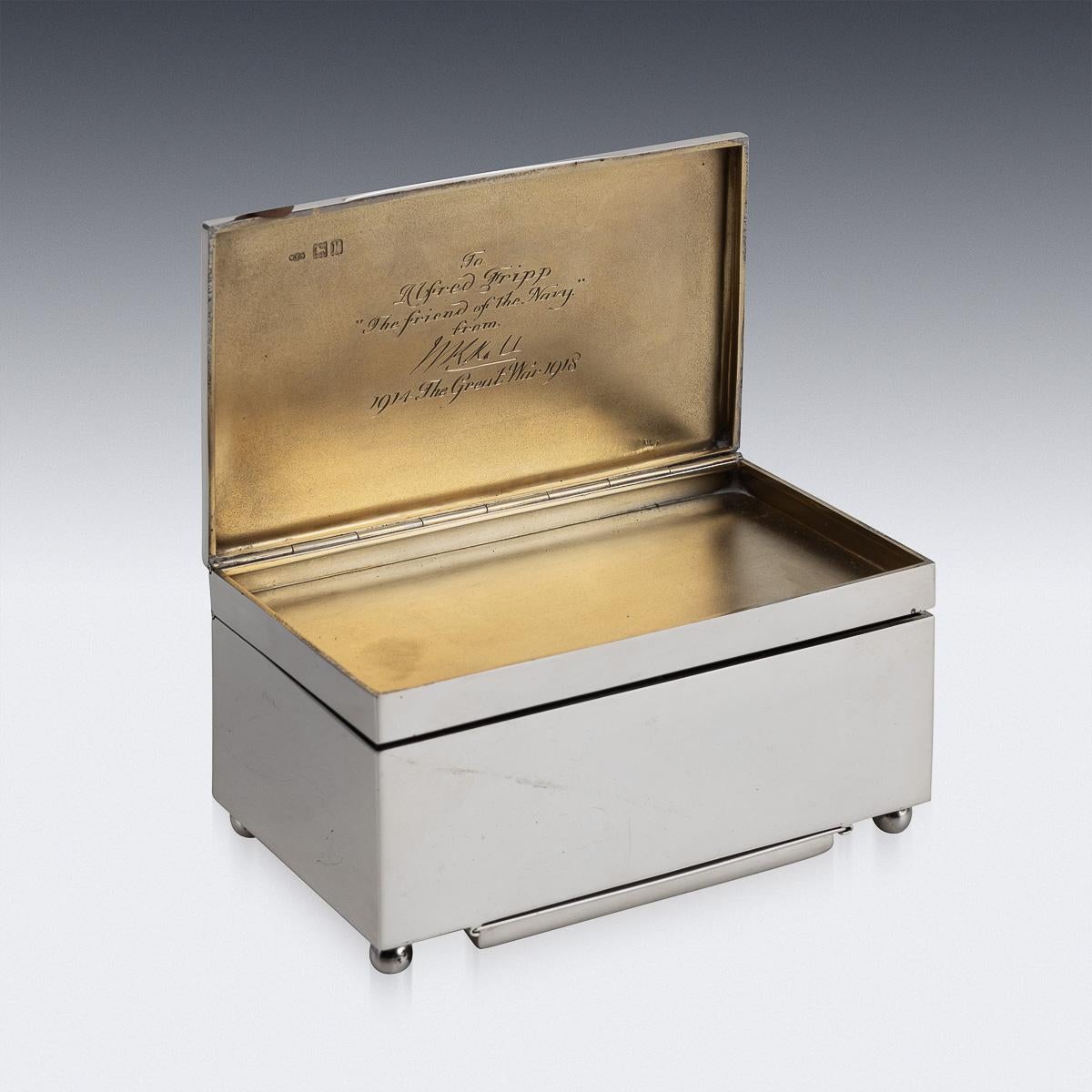 Antique 20th Century English Solid Silver Four-Tier Cigar Box, London c.1912 For Sale 2