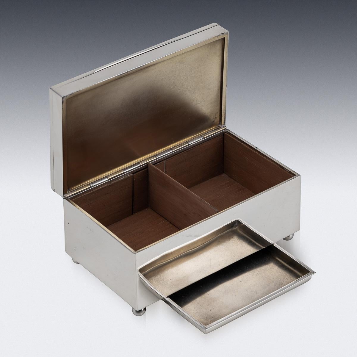 Antique 20th Century English Solid Silver Four-Tier Cigar Box, London c.1912 For Sale 4
