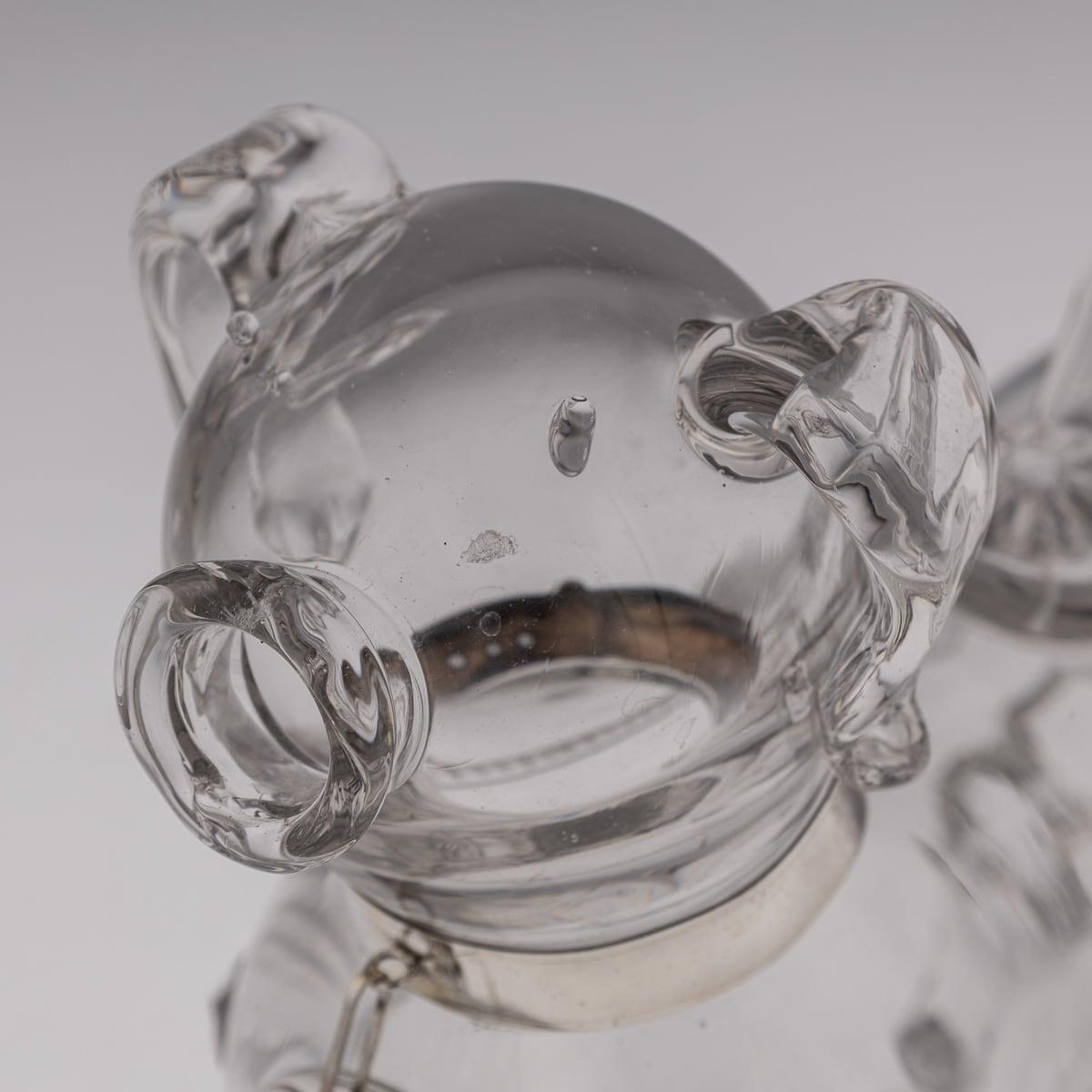 Antigua jarra de clarete inglesa del siglo XX de plata maciza y cristal c.1916 en venta 4
