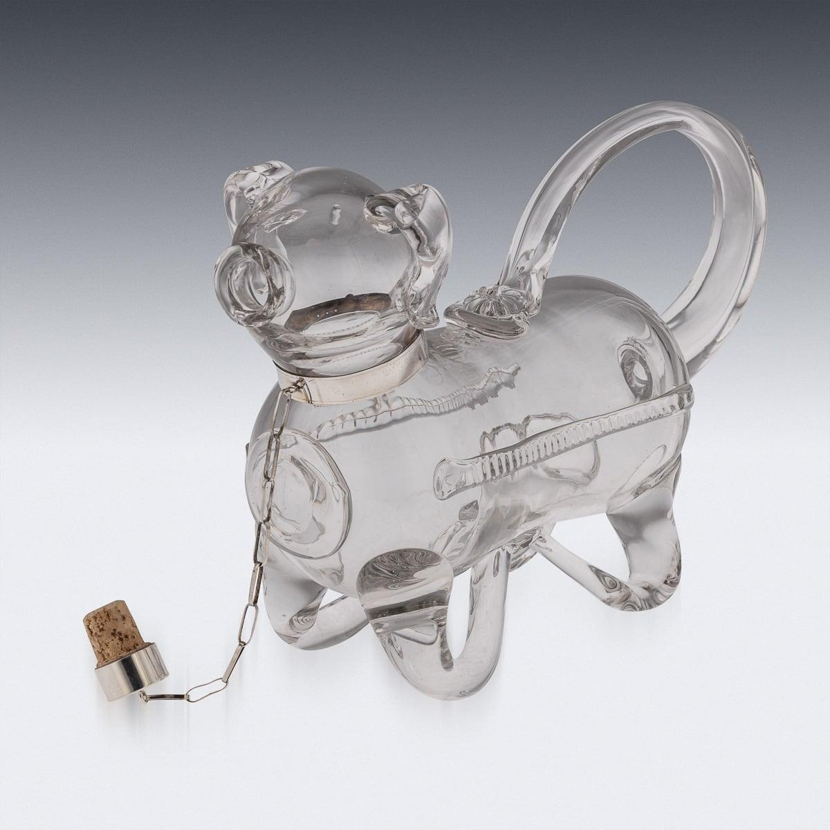 Antigua jarra de clarete inglesa del siglo XX de plata maciza y cristal c.1916 en venta 1