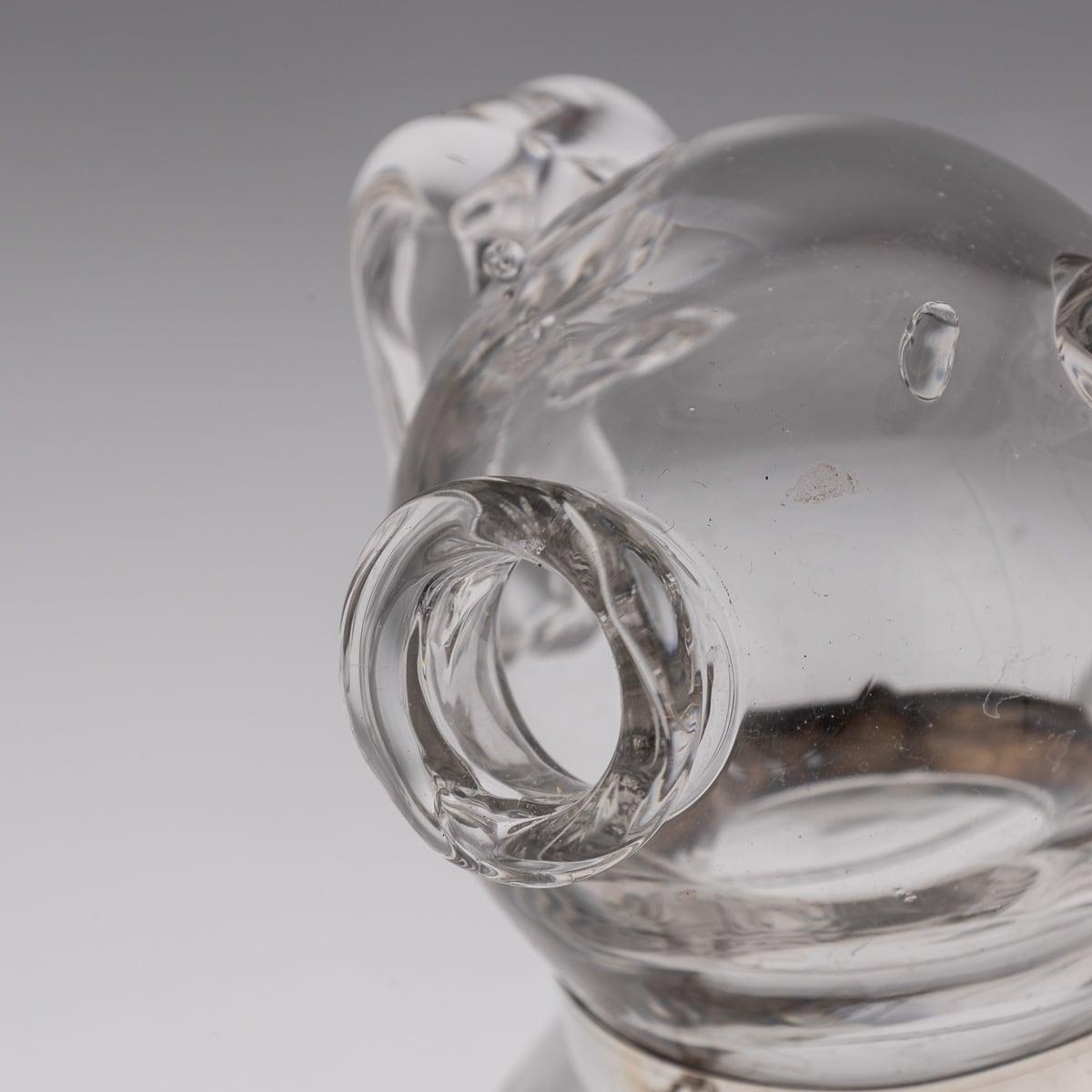 Antigua jarra de clarete inglesa del siglo XX de plata maciza y cristal c.1916 en venta 2