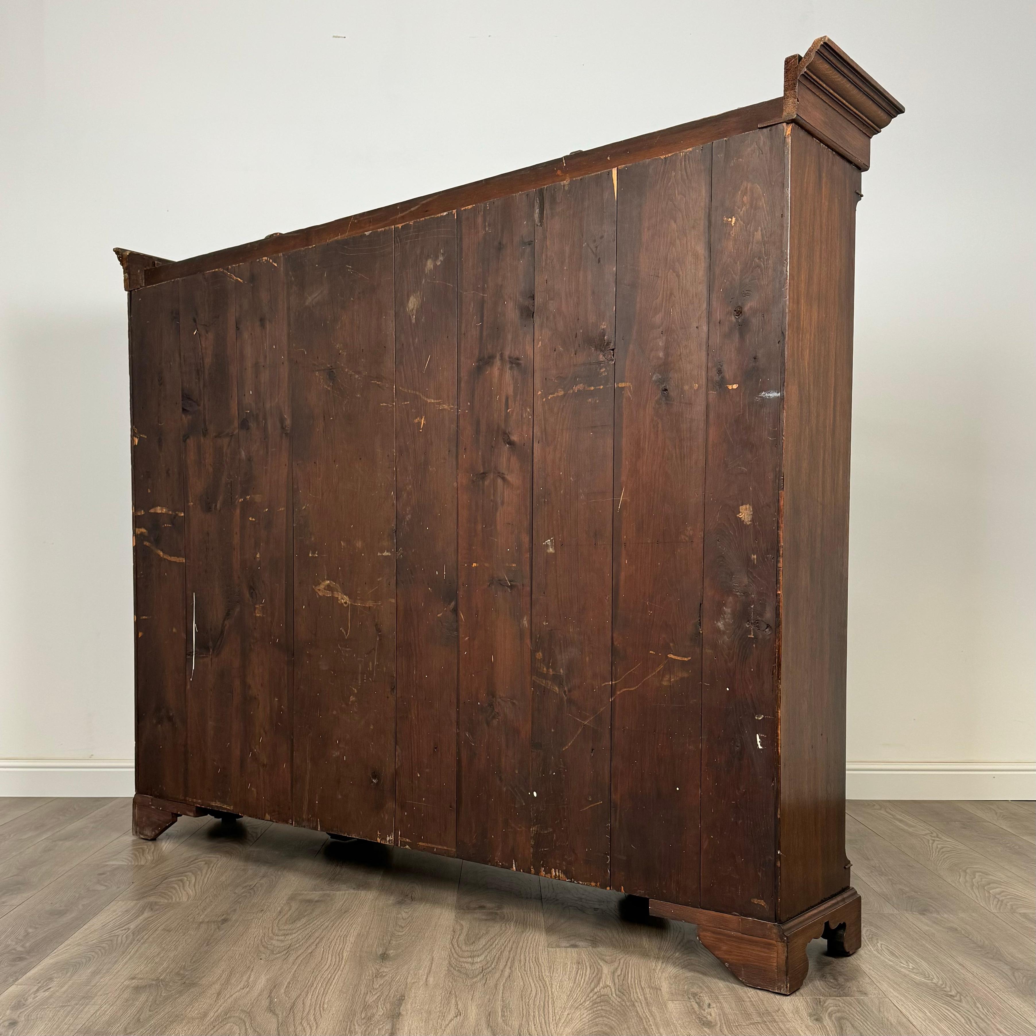 Antico armadio di qualità del XX secolo in Oak ( REF AFS-3261 ) in vendita 3