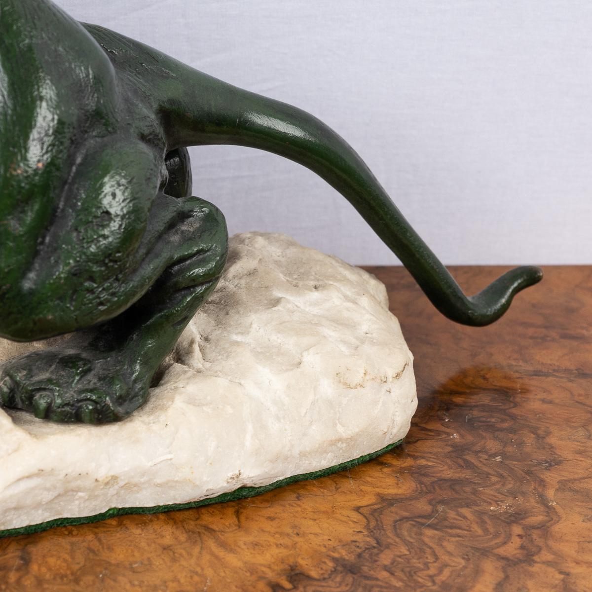 Antique 20ème siècle Art Déco français Jaguar sur base en pierre, Eugene Cartier en vente 3