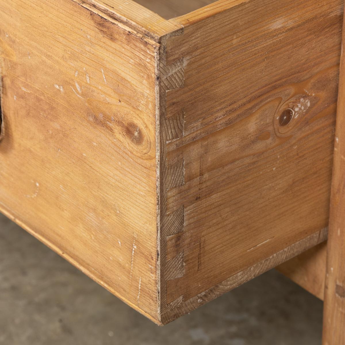 Ancienne table de boucherie française du 20ème siècle, vers 1920 en vente 6