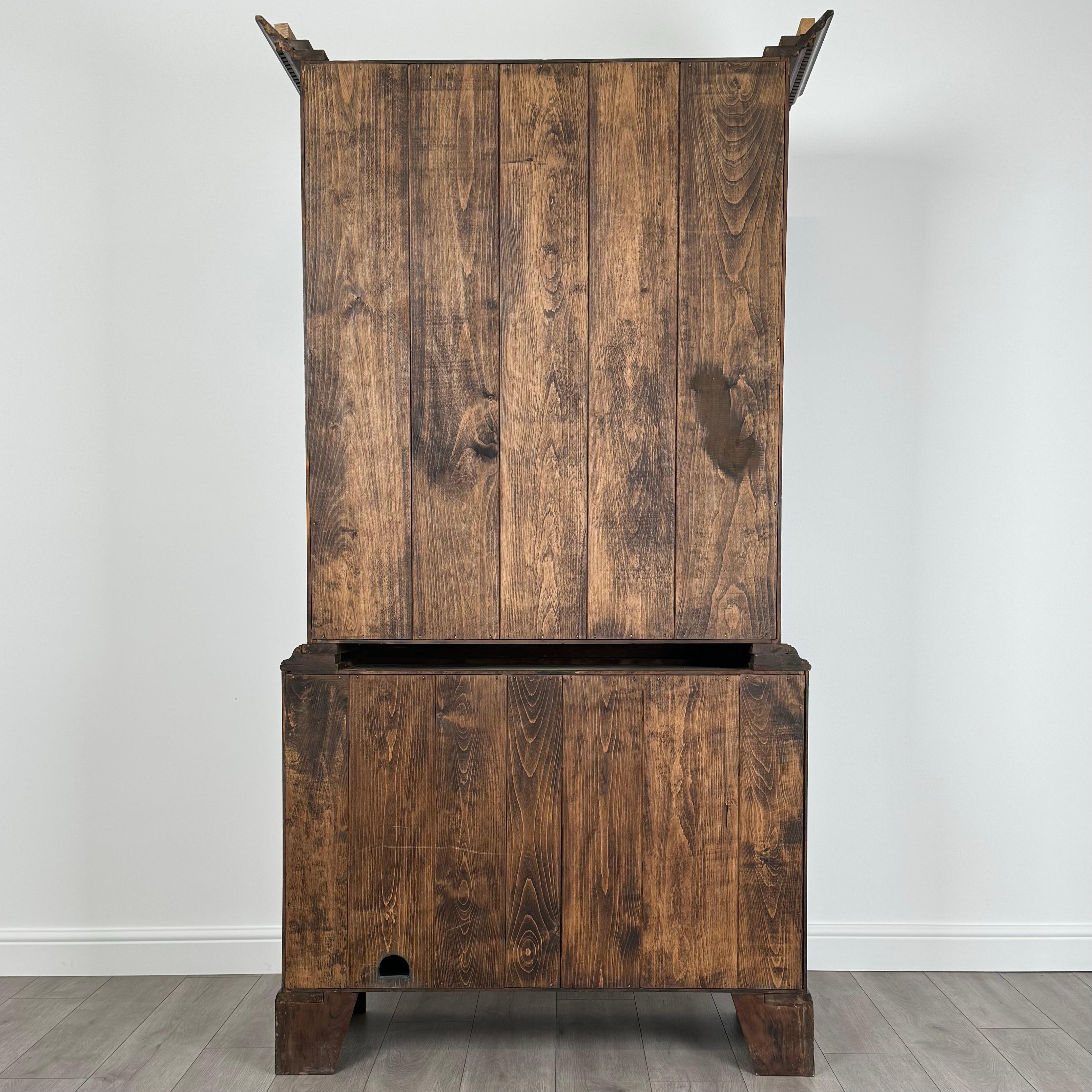 Antiguo armario de estilo georgiano del siglo XX en madera de frutal ( REF AF-3610 ) en venta 1