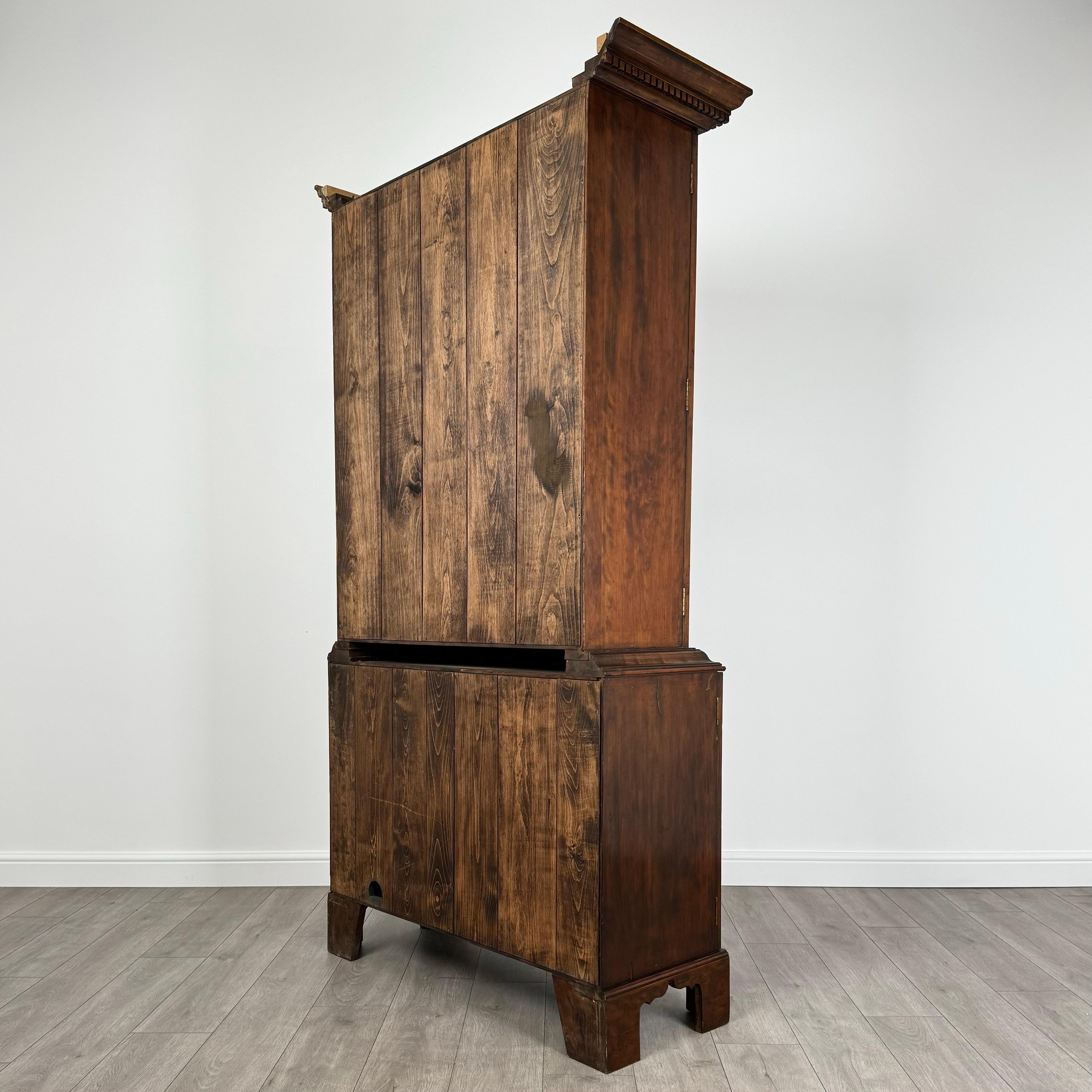 Antiguo armario de estilo georgiano del siglo XX en madera de frutal ( REF AF-3610 ) en venta 2