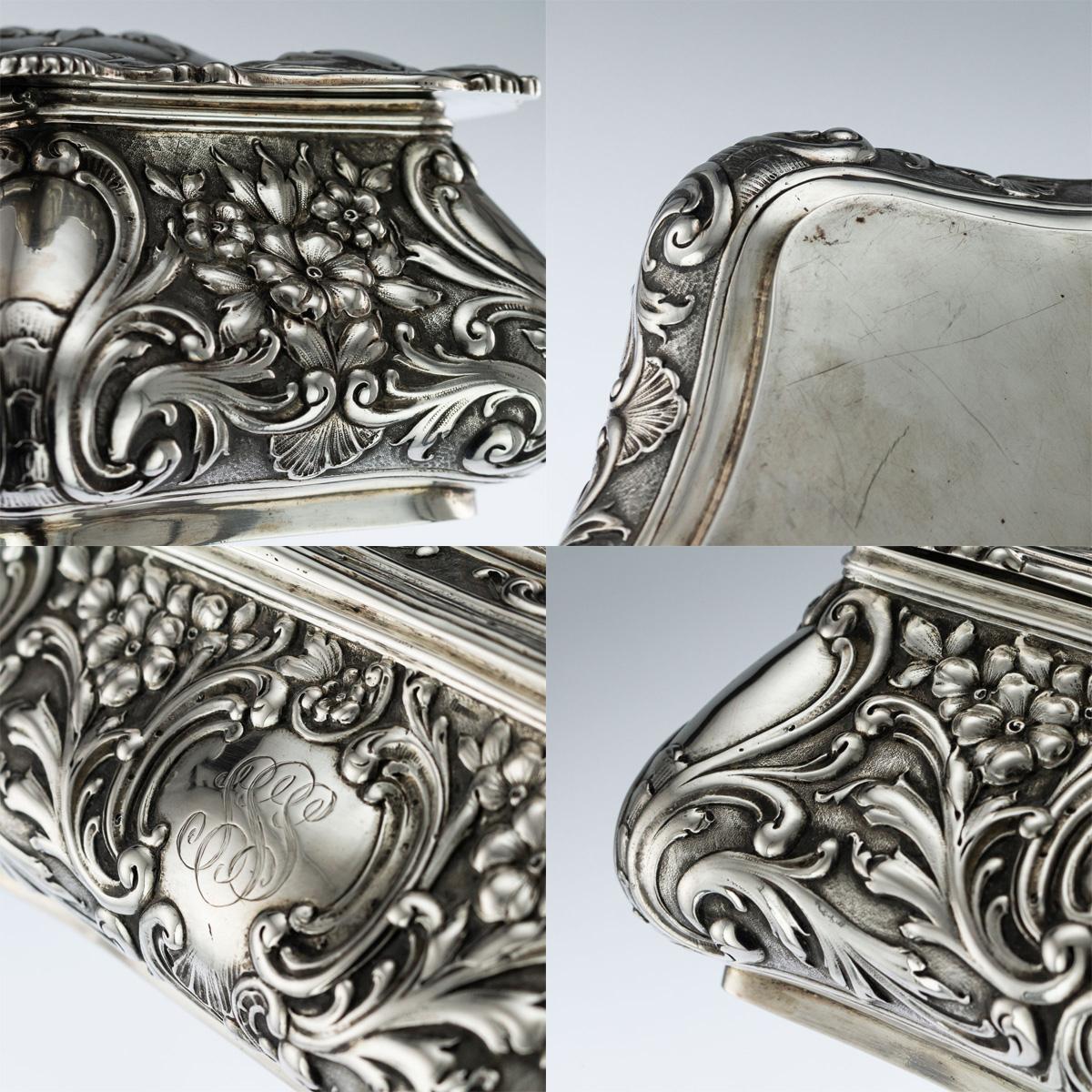 Antique 20th Century German Art Nouveau Solid Silver Jewellery Box, circa 1910 11