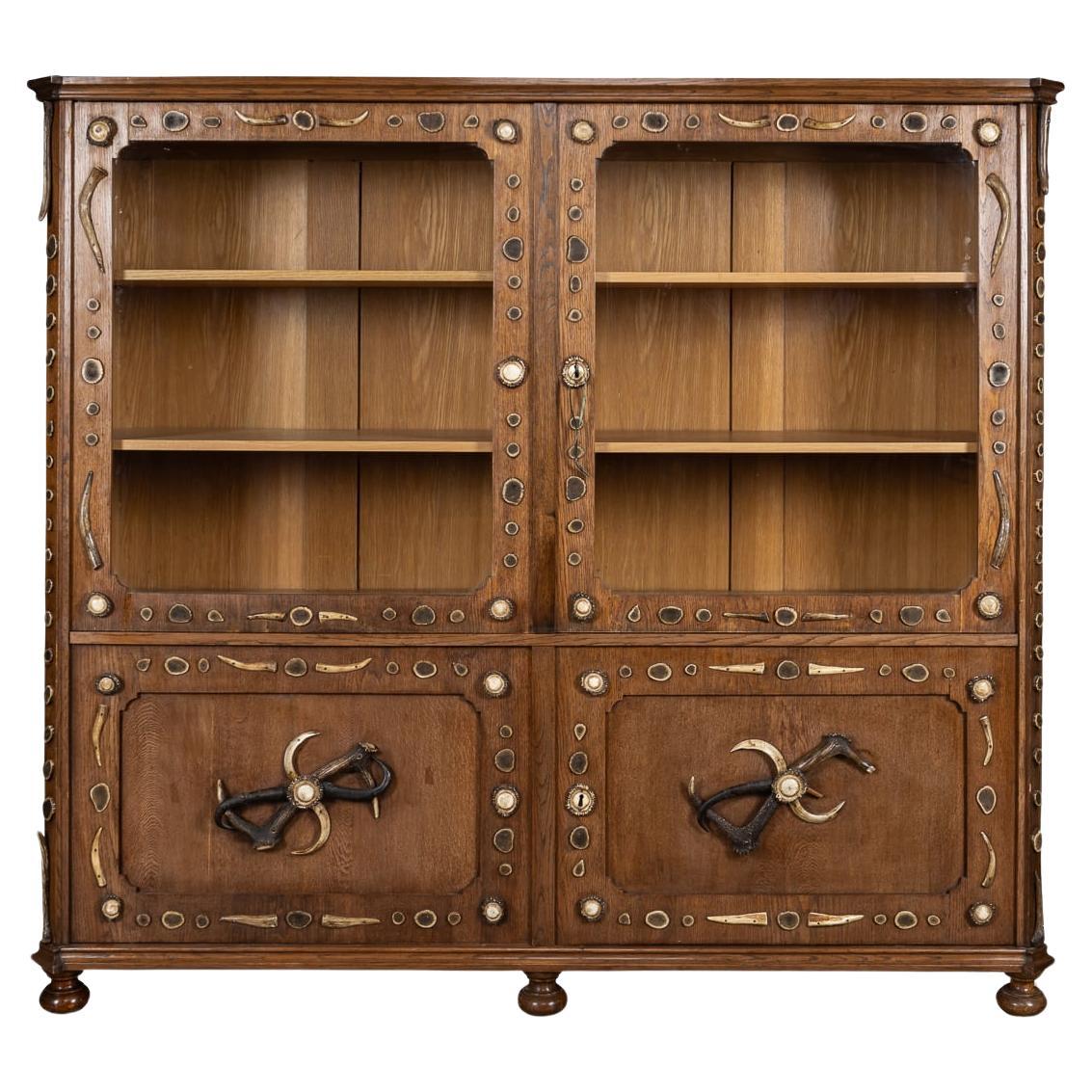 Antique 20th Century German Black Forest Oak & Antler Cabinet c.1900 For Sale