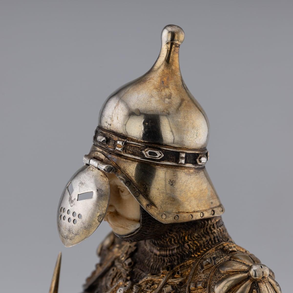 Antique 20th Century German Solid Silver Pair Of Knight Figures, Hanau c.1900 8