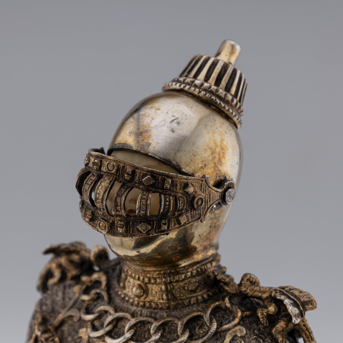 Antique 20th Century German Solid Silver Pair Of Knight Figures, Hanau c.1900 14