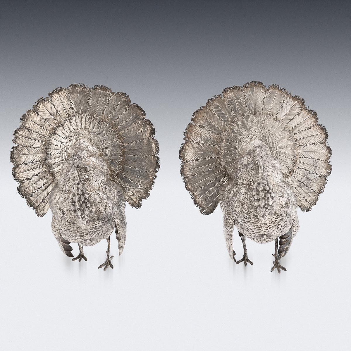 Antica coppia di tacchini da tavolo ornamentali in argento massiccio tedesco del XX secolo, 1910 ca. in vendita 1