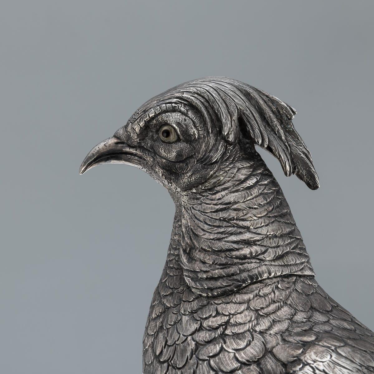 Ancienne paire de statues de faisans en argent massif allemand du 20e siècle, Hanau c.1900 en vente 5