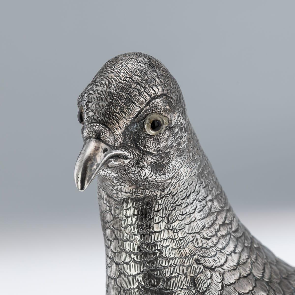 Ancienne paire de statues de faisans en argent massif allemand du 20e siècle, Hanau c.1900 en vente 11