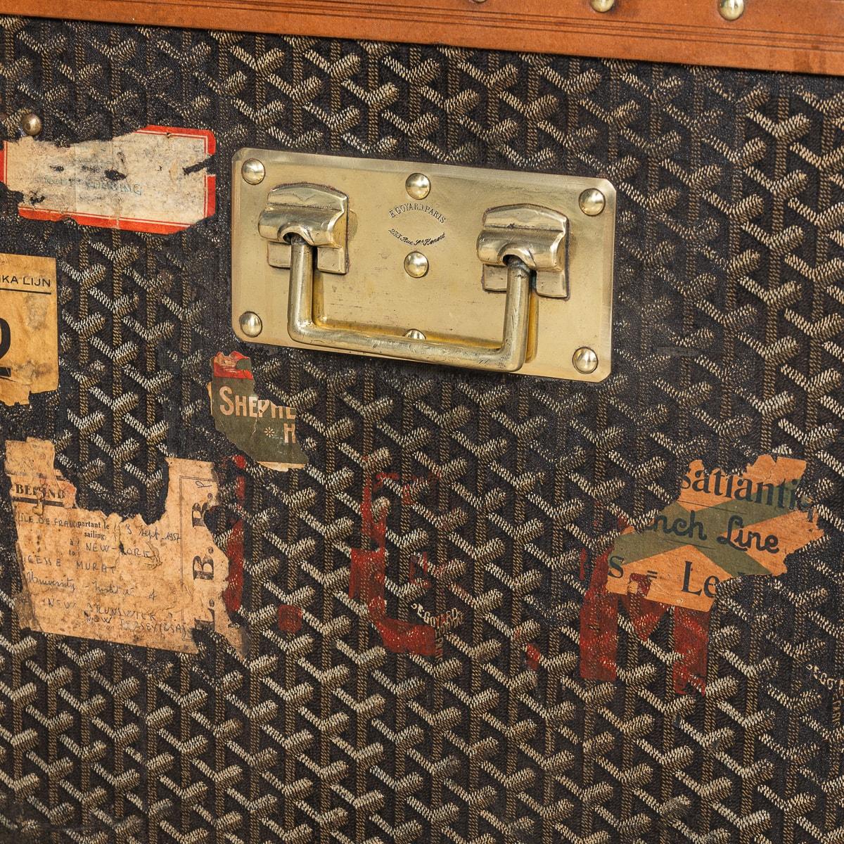 Coffre de courier Goyard du 20ème siècle en toile à chevrons, France, vers 1900 en vente 9