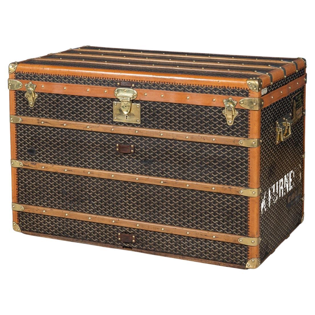 Antike Goyard Courier-Truhe des 20. Jahrhunderts aus Chevron-Leinwand, Frankreich um 1900 im Angebot