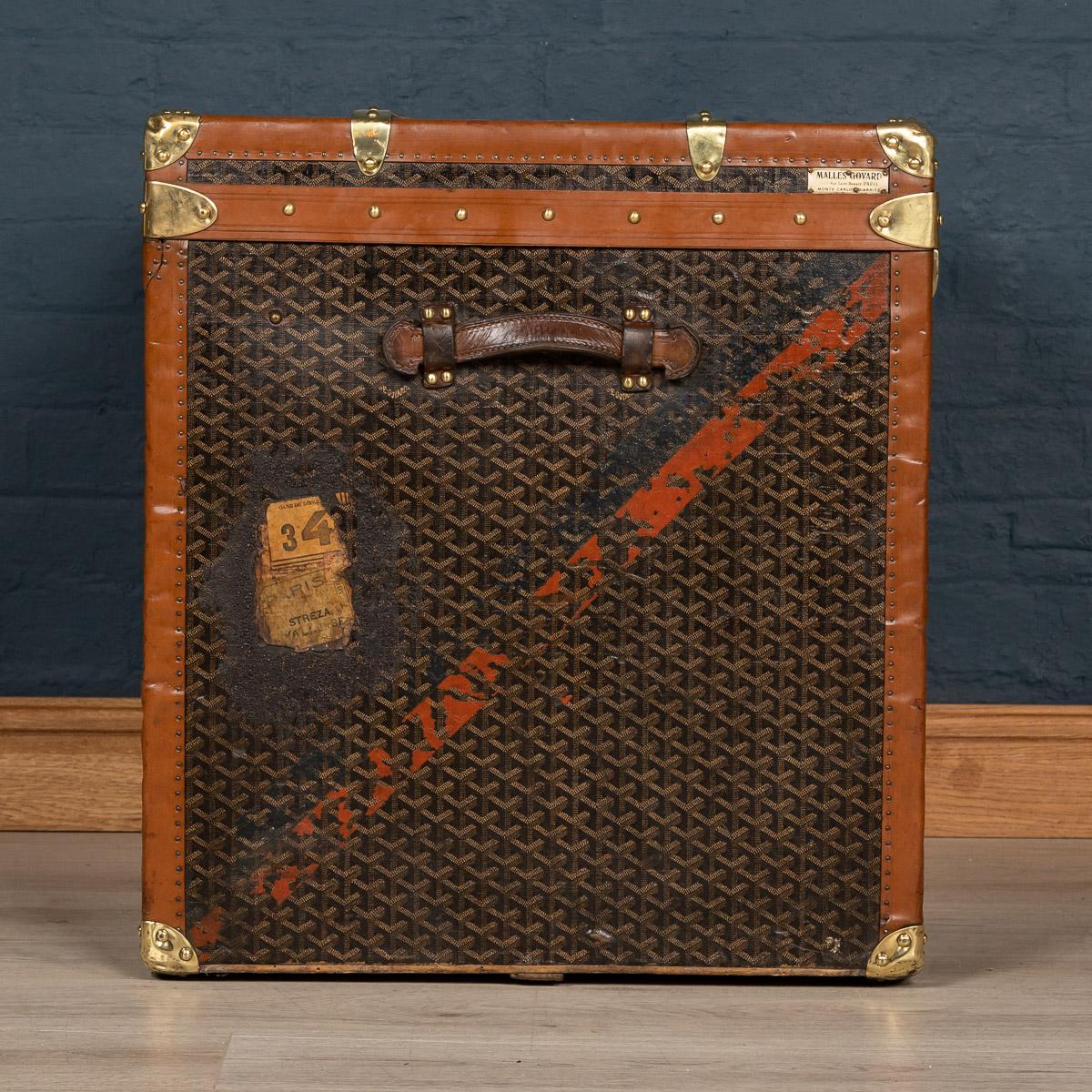 Canvas Antique 20th Century Goyard Hat Trunk, France, circa 1900