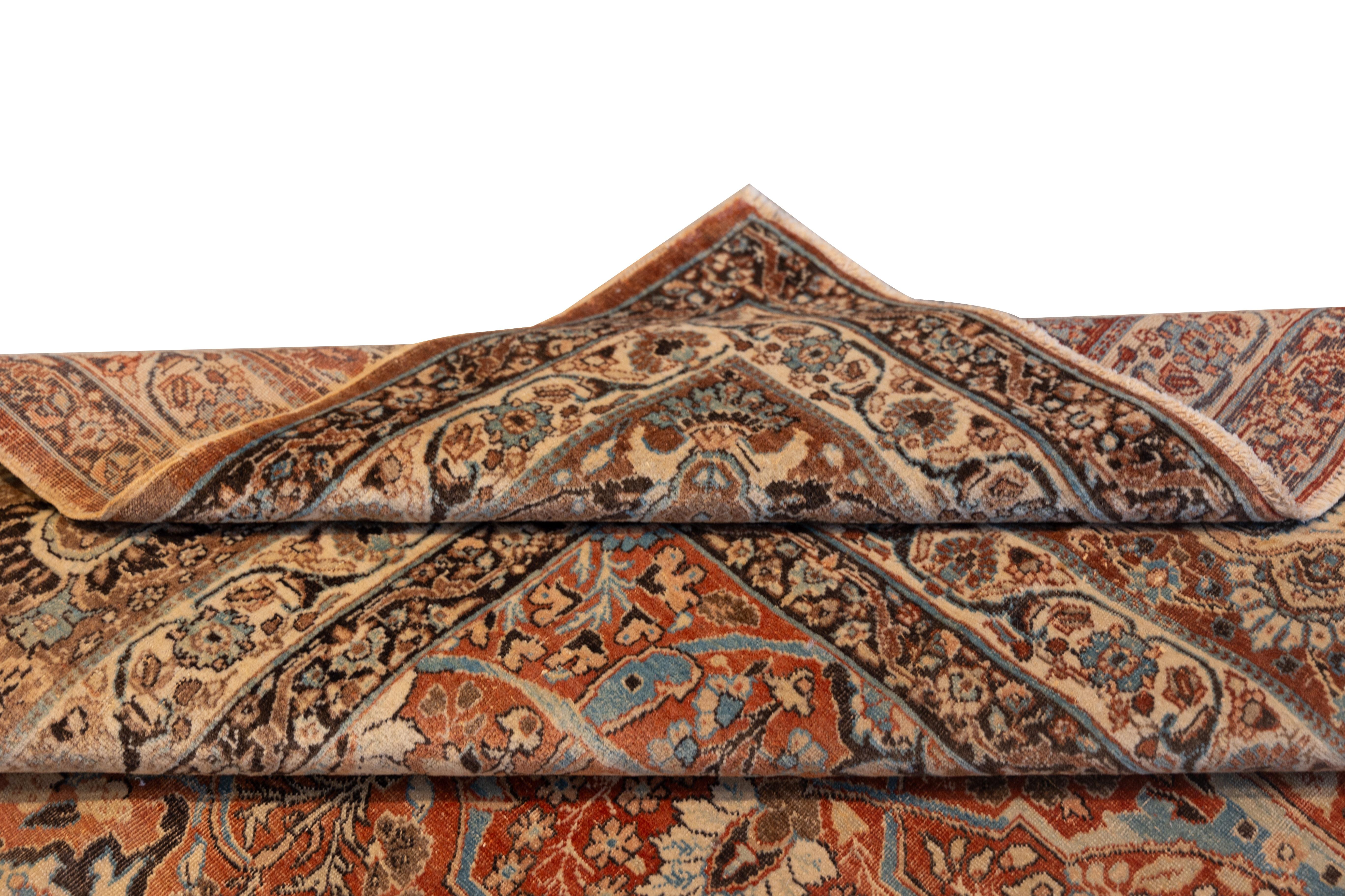 Antique 20th century Hadj jalili tabriz In Excellent Condition For Sale In Harrington Park, NJ