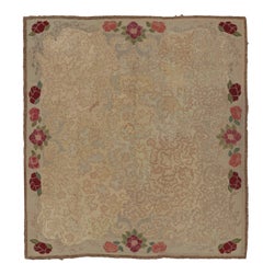 Antique 20th Century Hooked Rug in Beige with Rose Floral Borders - Rug & Kilim