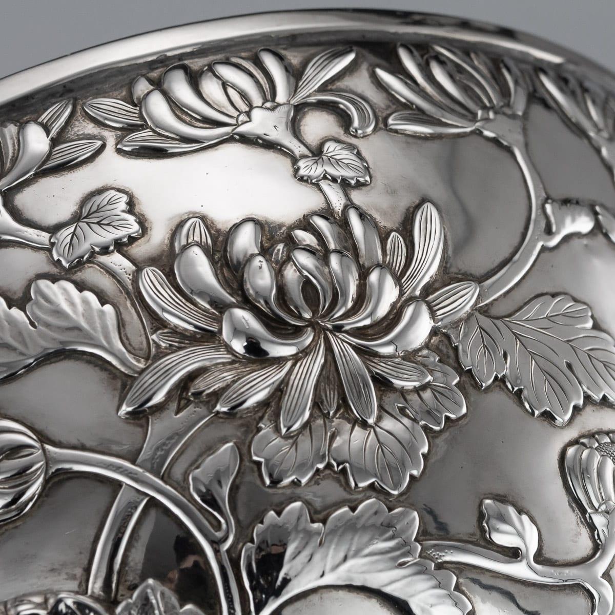Antique 20th Century Japanese Meiji Period Solid Silver Floral Bowl, circa 1900 4