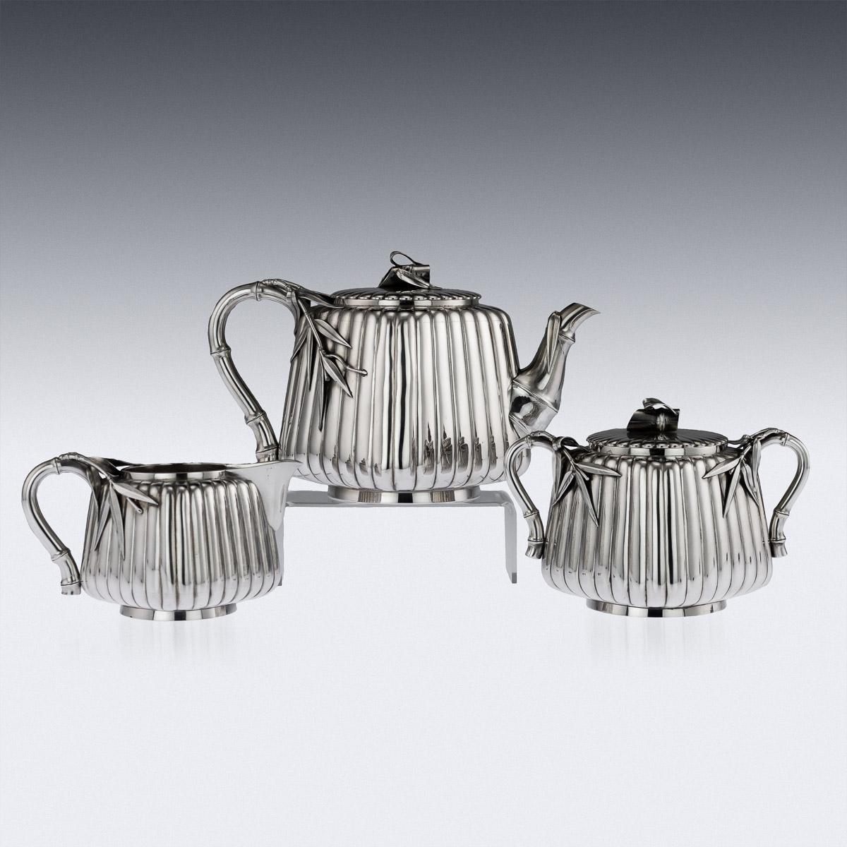 Antique 20th Century Japanese Meiji Solid Silver Three-Piece Tea Set, Murakami In Good Condition In Royal Tunbridge Wells, Kent