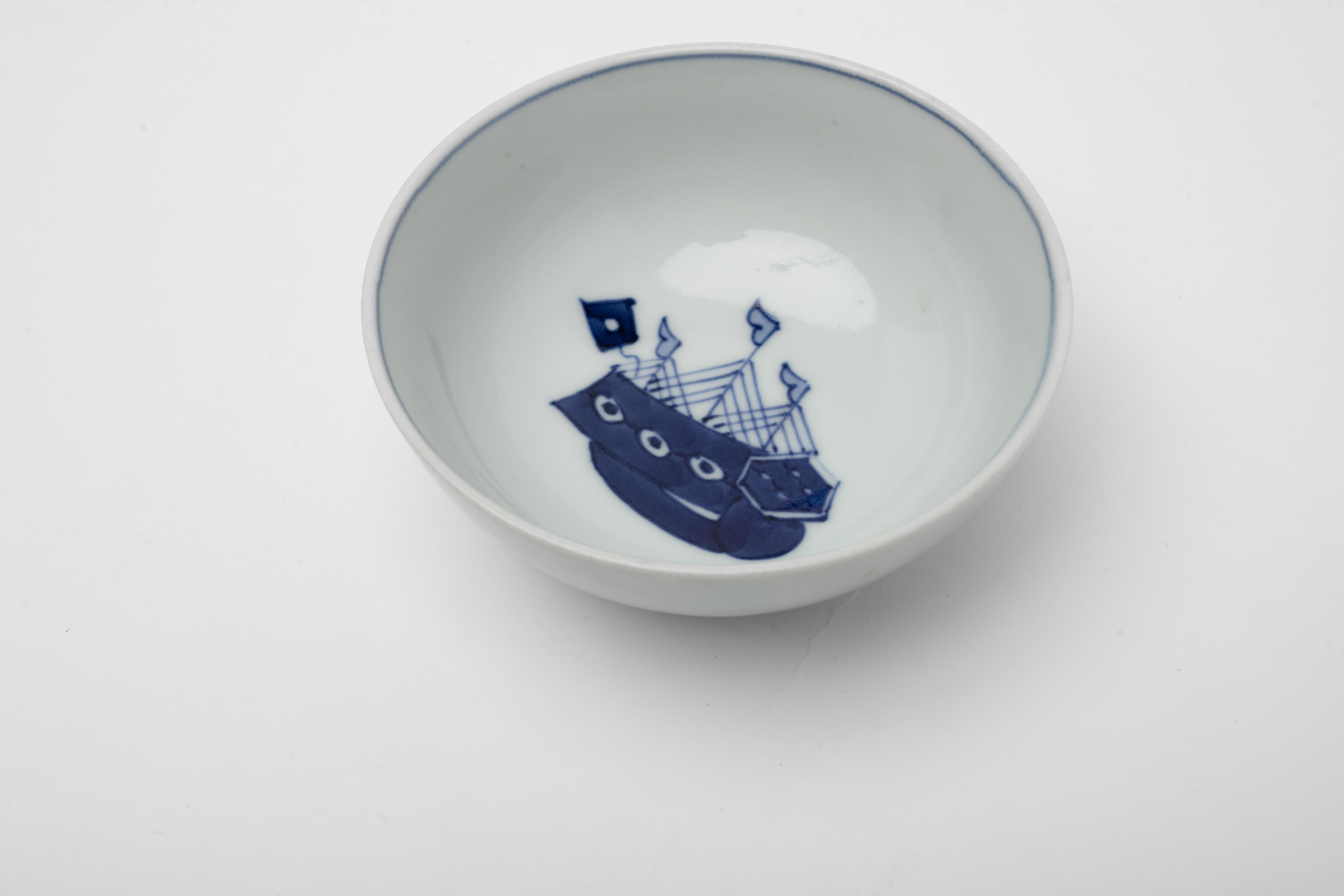 Ceramic Antique 20th Century Japanese Porcelain Bowl with Boat Motif For Sale