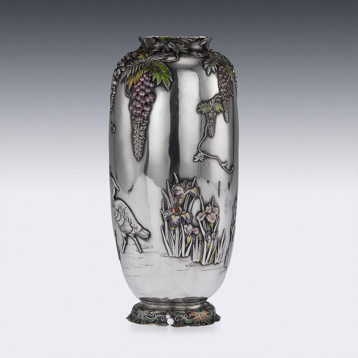 Antique 20th Century Japanese Solid Silver & Enamel Vase, Sanju Saku, circa 1900 In Good Condition In Royal Tunbridge Wells, Kent