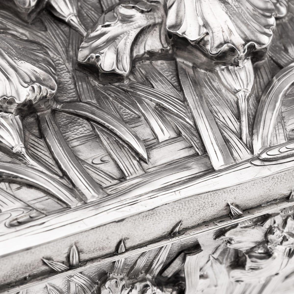 Antique 20th Century Japanese Solid Silver Iris Flower Cigar Humidor Box c.1900 For Sale 9