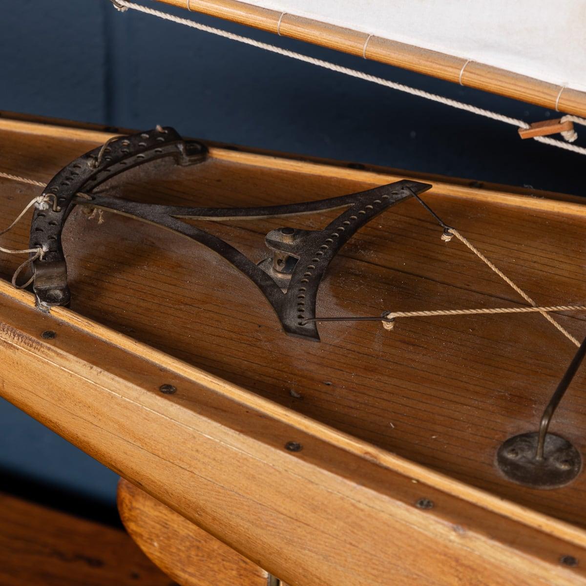 Antique 20th Century Large English Pond Yacht c.1910 6